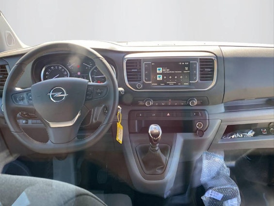 Vehicle image 4 Vehicle image 4