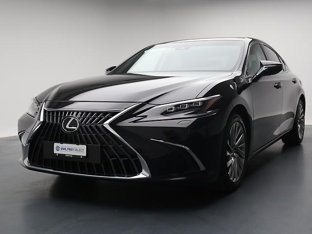 LEXUS ES 300h Excellence: Jetzt Probefahrt buchen!