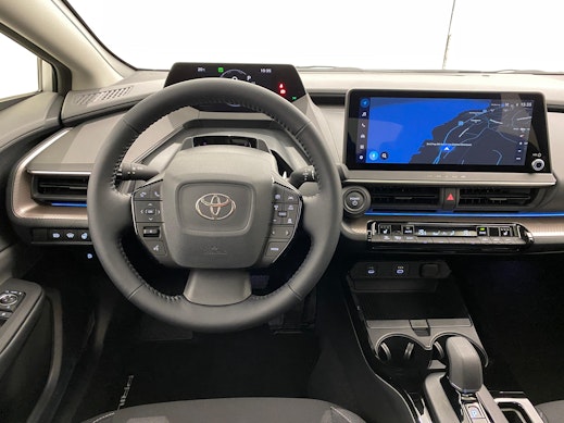 TOYOTA Prius 2.0 Plug-In-Hybrid Style 2