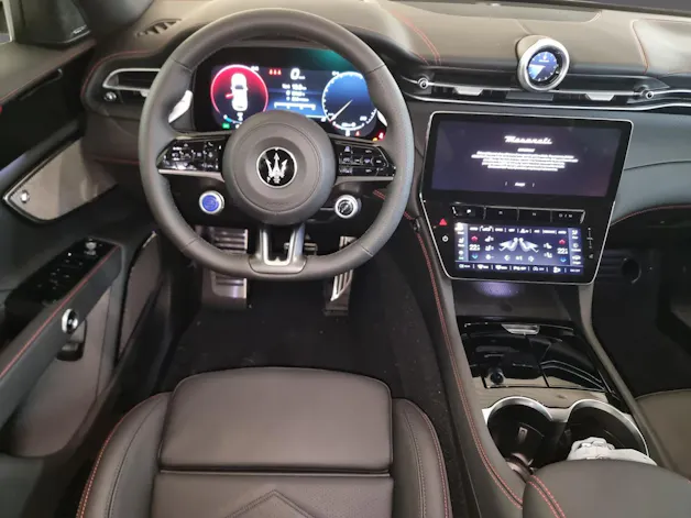 Maserati Grecale 2.0 Hybrid Modena