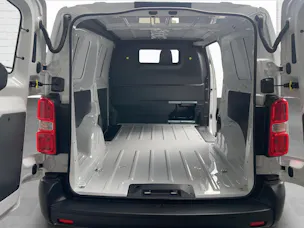 Fiat E-Scudo Kaw. L3 verglast 75 kWh Business Swiss Edition