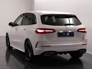 Vehicle image MERCEDES-BENZ B 200 AMG Line