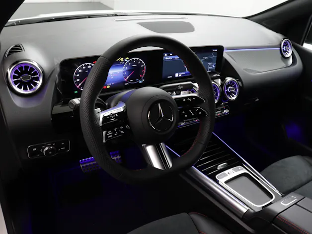 Mercedes-Benz B 200 AMG Line