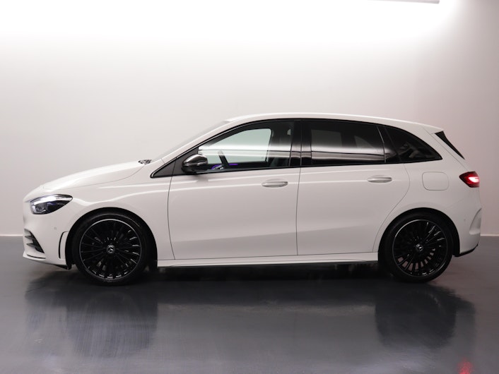 Vehicle image MERCEDES-BENZ B 200