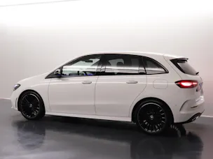 Mercedes-Benz B 200 AMG Line