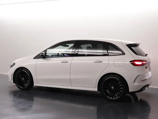 Mercedes-Benz B 200 AMG Line