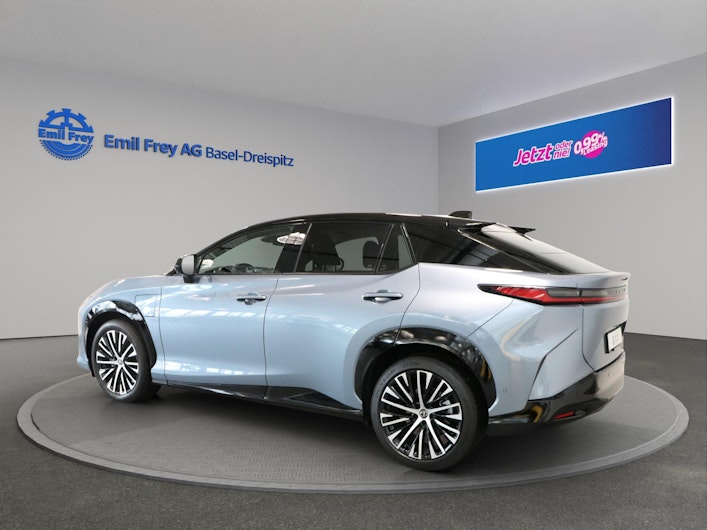 Vehicle image LEXUS RZ