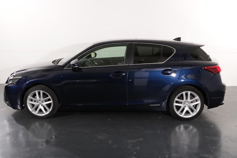 Vehicle image LEXUS CT