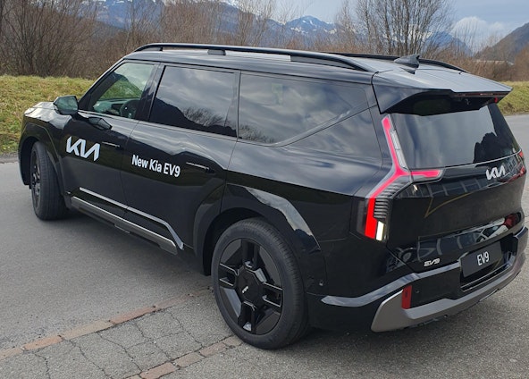 Vehicle image 12 Vehicle image 12