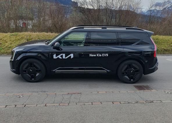 Vehicle image 9 Vehicle image 9