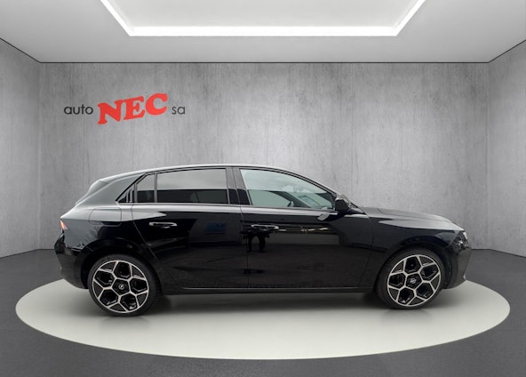 Vehicle image 12 Vehicle image 12