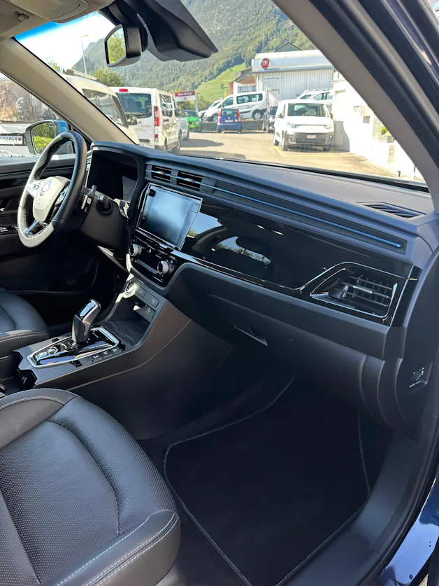SsangYong Korando eMotion Titanium