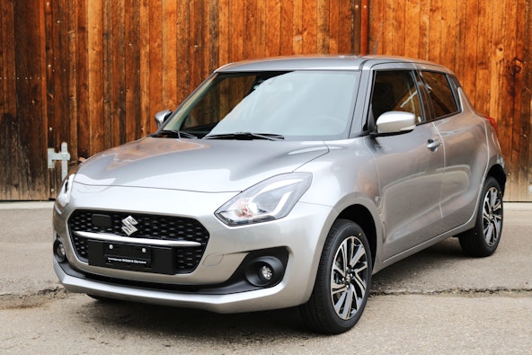 First vehicle image