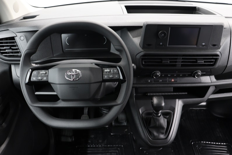 Vehicle image TOYOTA PROACE