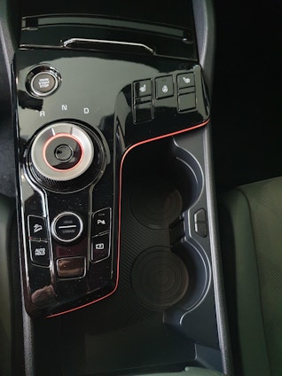 Vehicle image 19 Vehicle image 19