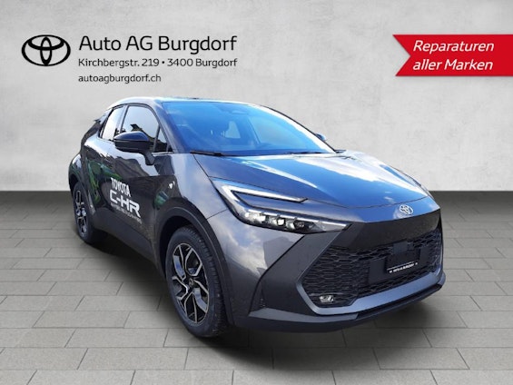 First vehicle image First vehicle image