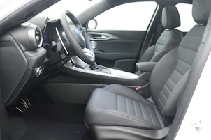 Vehicle image ALFA ROMEO Tonale 1.3 Plug-in Hybrid Veloce Q4