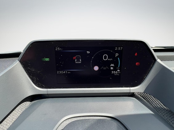 Vehicle image 10 Vehicle image 10