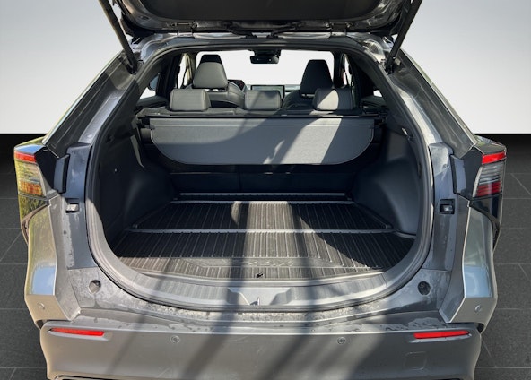 Vehicle image 17 Vehicle image 17