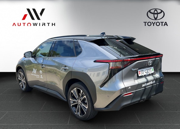 Vehicle image 6 Vehicle image 6