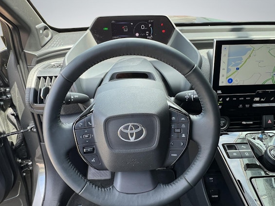 Vehicle image 9 Vehicle image 9