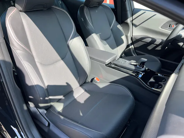 Toyota Prius 2.0 Plug-In-Hybrid Premium