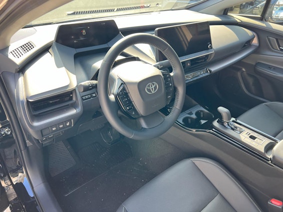 Vehicle image 7 Vehicle image 7