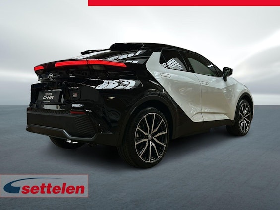 Vehicle image 4 Vehicle image 4