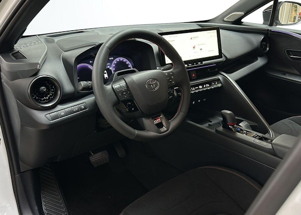 Vehicle image 10 Vehicle image 10