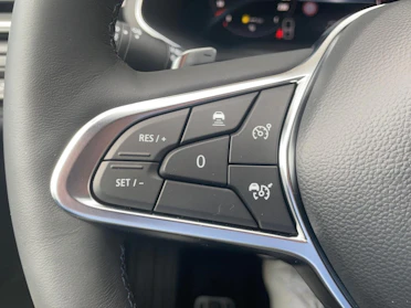 MITSUBISHI ASX 9