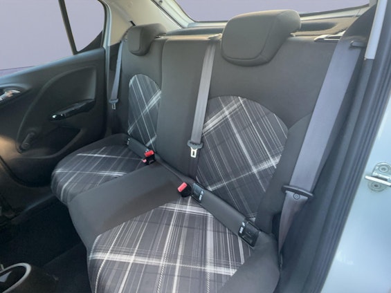 Vehicle image 10 Vehicle image 10