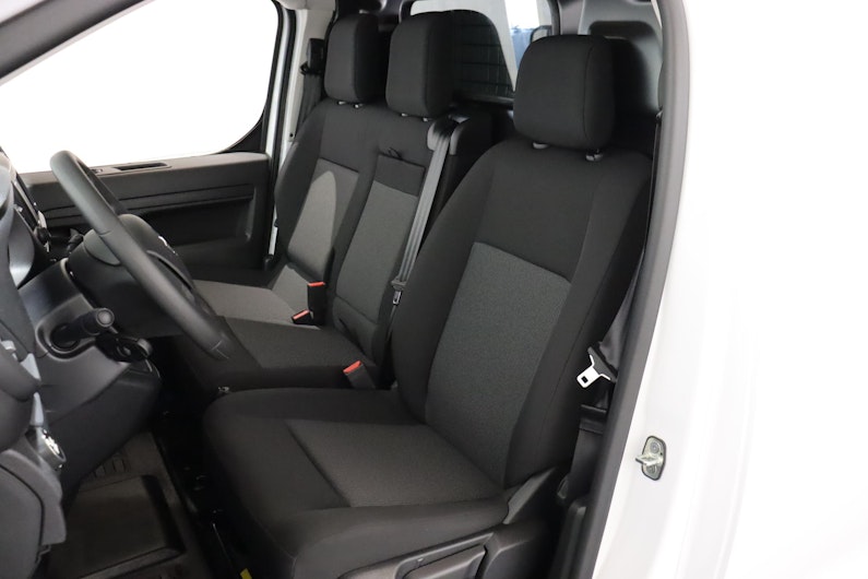 Vehicle image OPEL VIVARO
