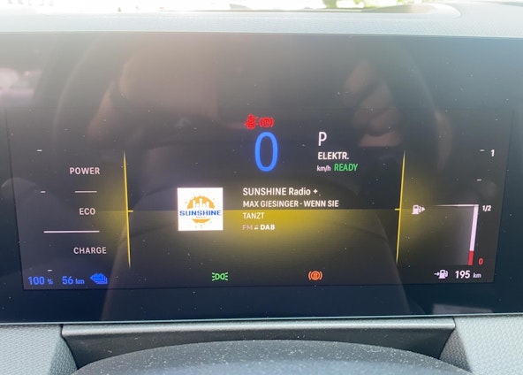 Vehicle image 6 Vehicle image 6