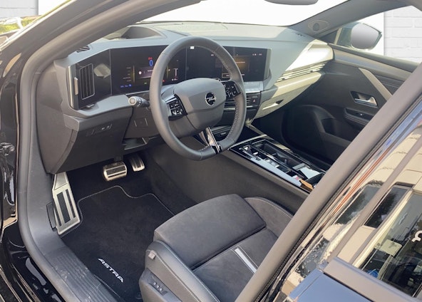 Vehicle image 5 Vehicle image 5