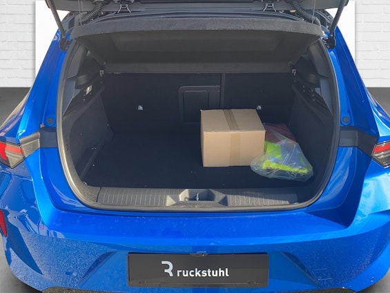 Vehicle image 12 Vehicle image 12