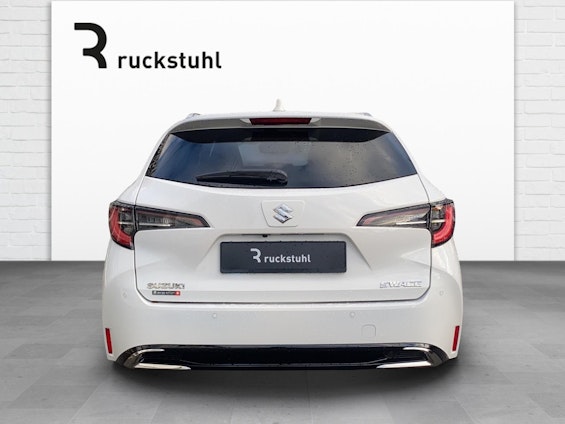 Vehicle image 4 Vehicle image 4