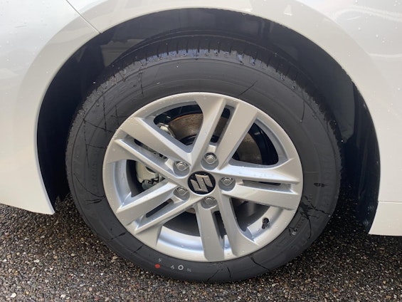 Vehicle image 13 Vehicle image 13