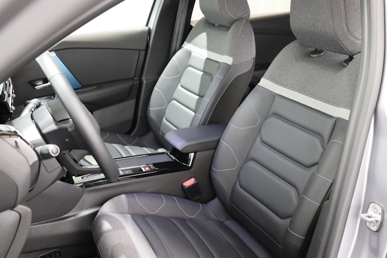 Vehicle image CITROEN C4