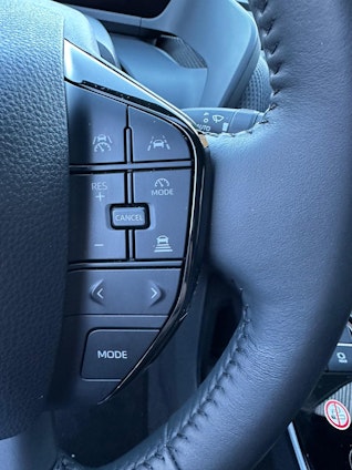 Vehicle image 9 Vehicle image 9