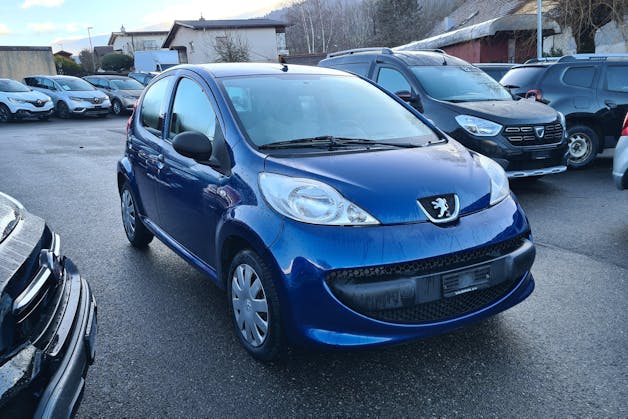 PEUGEOT 107 1.0 Urban Occasion 2 500.00 CHF