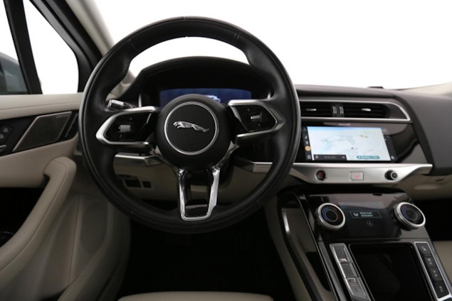 Vehicle image 5 Vehicle image 5