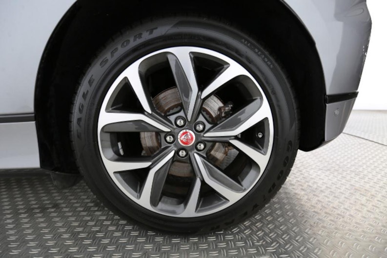 Vehicle image JAGUAR I-PACE