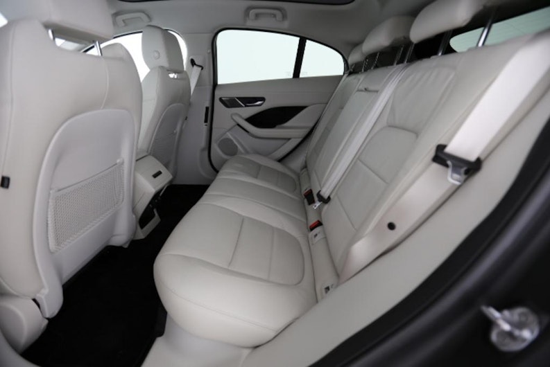 Vehicle image JAGUAR I-PACE