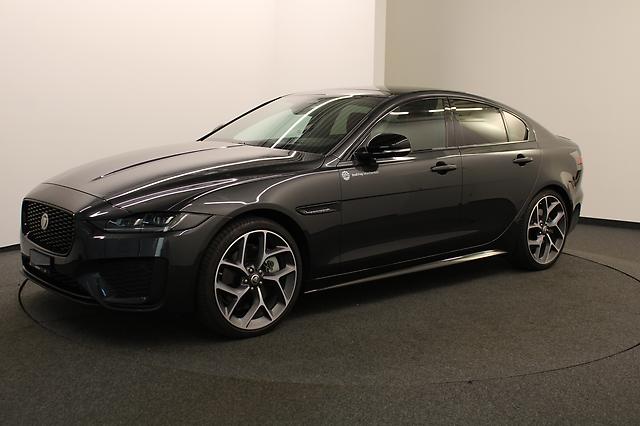 JAGUAR XE 2.0 T 300 Sport AWD: Jetzt Probefahrt buchen!