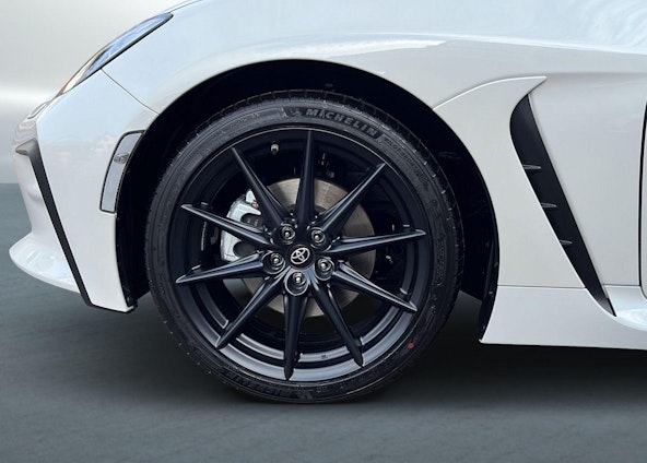 Vehicle image 3 Vehicle image 3