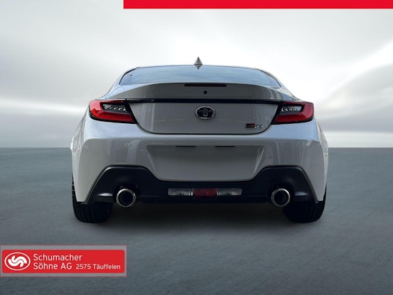 Vehicle image 18 Vehicle image 18