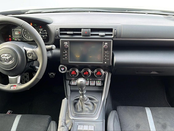 Vehicle image 8 Vehicle image 8