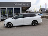 First vehicle image