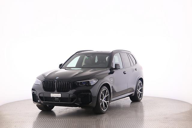 BMW X5 45e xDrive SAG: Jetzt Probefahrt buchen!