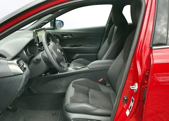 Vehicle image 4 Vehicle image 4